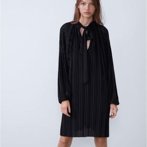 NWT Zara black pleated long sleeve dress size small